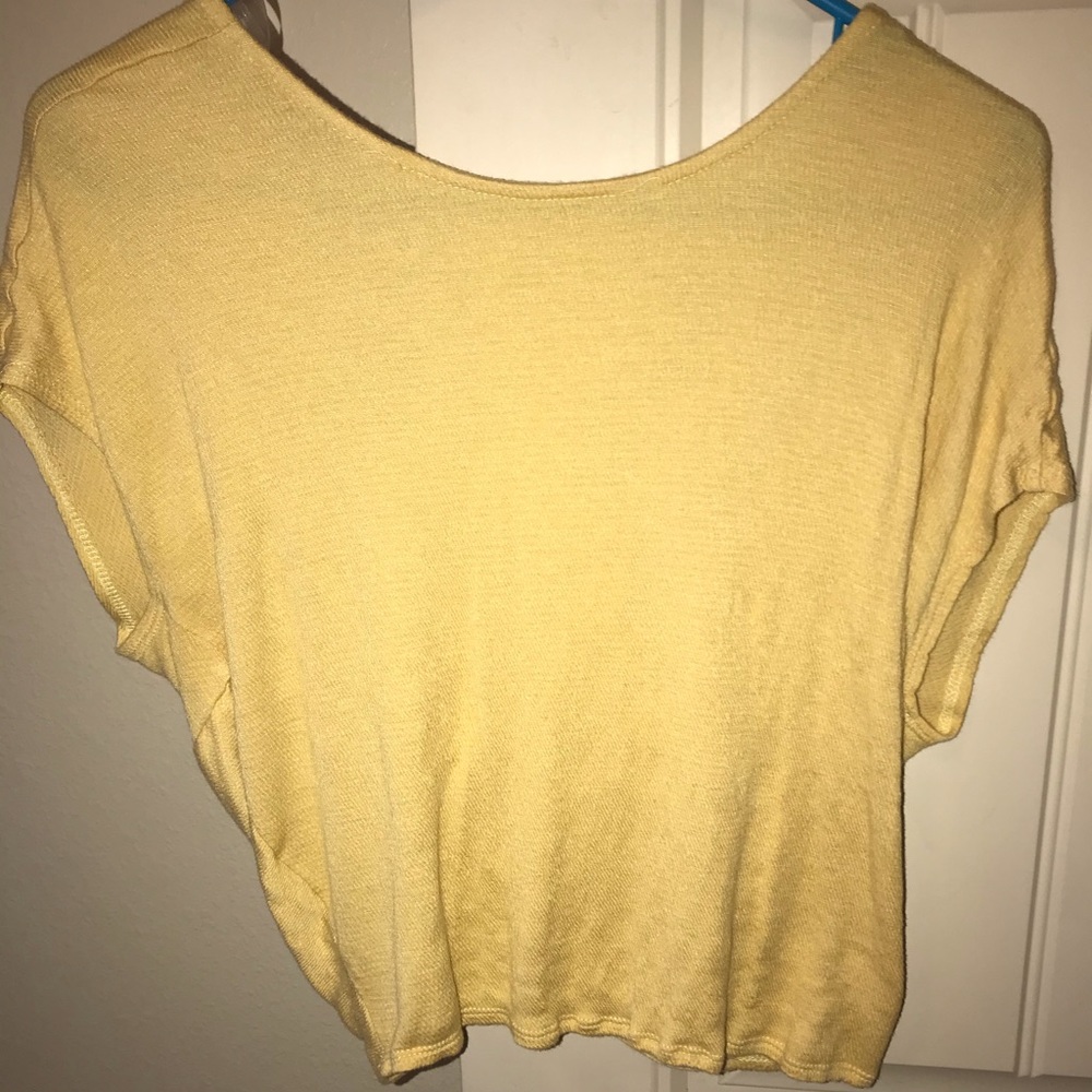 Women’s crop top!